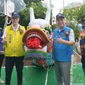 龍舟競渡迎端午 苗栗龍舟點睛下水典禮雨中完成