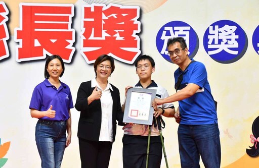 彰化表揚586位國中縣長獎 期勉勇敢迎接人生新階段
