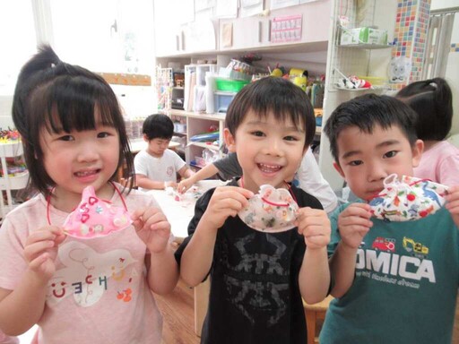 粽香傳情迎端午 中山幼兒園童趣活動熱鬧非凡