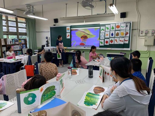 福德國小「親子英語共讀」播下永續種子