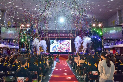 明道校友破16萬人!推人才雲平台成全台唯一有售後服務的中學