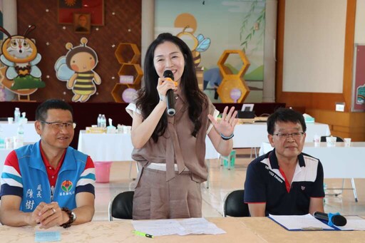 苗栗縣國產龍眼蜂蜜評鑑 縣長夫人頒獎蜂農推荐優質好蜜