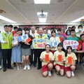 澎湖國中教育會考成績亮眼 陳光復表揚19位優秀學子