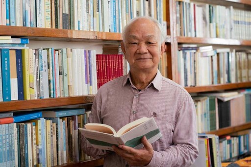 文化行動典範!鄉土文學作家吳晟榮獲第44屆行政院文化獎