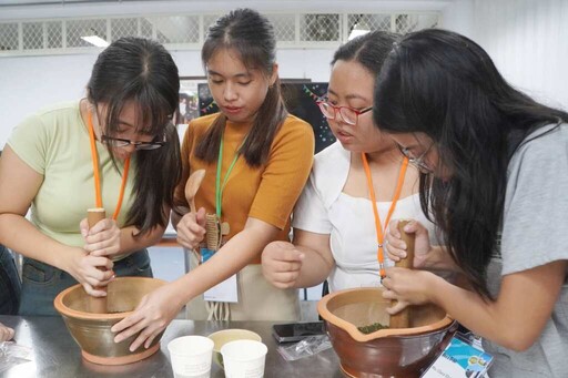 大葉大學菲律賓假日學校烘焙藝術營 體驗麻糬與擂茶