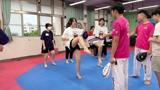 紐約首府中文學校訪崇實高工 臺美學生文化技藝交流在員林萌芽