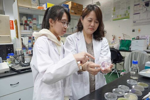 驗證仙人掌果美粧新可能 大葉大學藥保系獲專利
