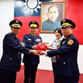 臺東縣警察局聯合交接布達 長饒慶鈴縣長勉共維地方治安