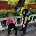 八旬嬤騎車街頭突膝痛 警專生急馳護送返家