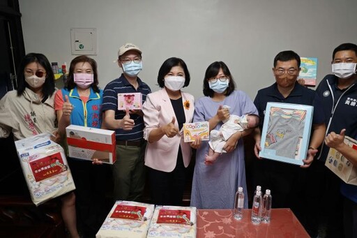 雲林萬寶龍達標第一萬名龍寶寶誕生 張麗善登門祝賀促進育兒友善環境