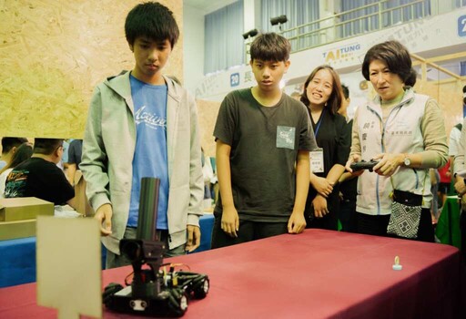 數位科技教育成果展 饒慶鈴：培育臺東未來關鍵力