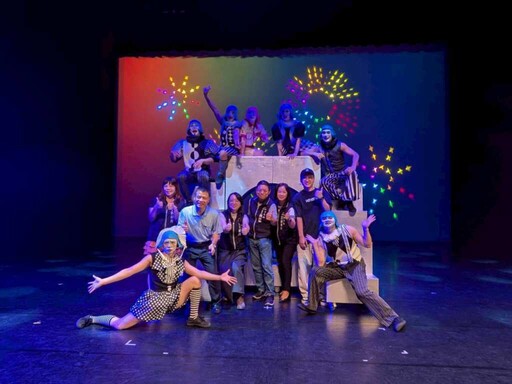 中市學子從教室走進中山堂 感受劇場魅力