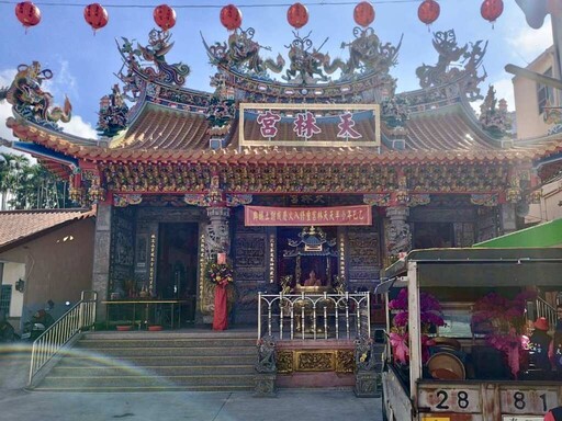 鹿谷天林宮舉行重修入火慶成謝土醮典 許淑華贈匾祈福祝賀廟貌新生