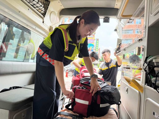 彰師大青年投入義消行列 EMT-1訓練結業勇闖救護第一線