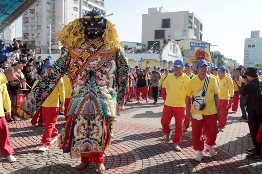 北港媽祖南都巡歷抵河樂廣場 南市長黃偉哲接駕祈福
