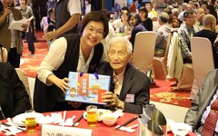 彰化縣政府退休人員聯誼餐會 700人熱情參與