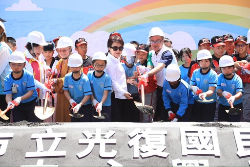 「給孩子一個禮堂計畫」再推進！ 中市光復國中小活動中心動土 盧市長：拉齊教育資源
