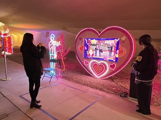 中台灣元宵燈會再添榮耀! 民政局「樂In LOVE」燈區奪美國謬思概念設計金獎