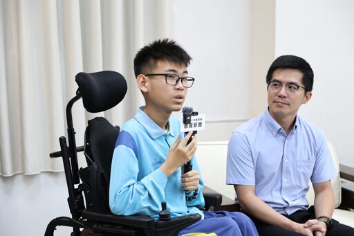 逆境中發光！基隆兩位學生入圍總統教育獎 謝國樑接見鼓勵