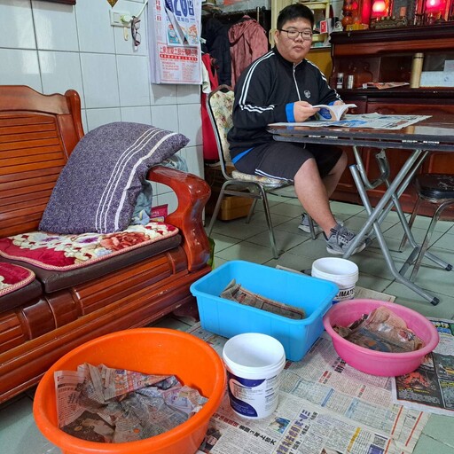 不向弱勢低頭 立志為偏鄉點燃科學的燈 基中學子獲總統教育獎!