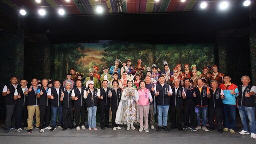 中市傳藝巡演場場精彩！ 明華園總團大安濱海首演 近3,000人共享好戲