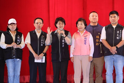 中市傳藝巡演場場精彩! 明華園總團大安濱海首演 近3,000人共享好戲