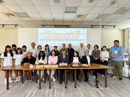 「114年國際論壇-新興數位科技在學校的應用」 中市與國際專家共論教學新趨勢