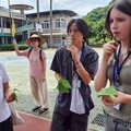 藍染、美食、闖關遊戲 基隆學生帶美國學伴體驗台灣文化