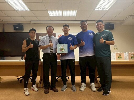 高師大全大運斬獲14面獎牌 校長王政彥表揚獲獎同學與教練