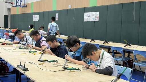 解決未來城市難題 北市國中生用科技決戰垃圾物流挑戰