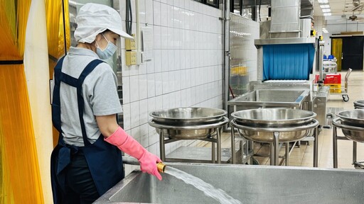 油污威脅校園用水!基市府日夜採檢、派水車應變 確保師生飲水安全