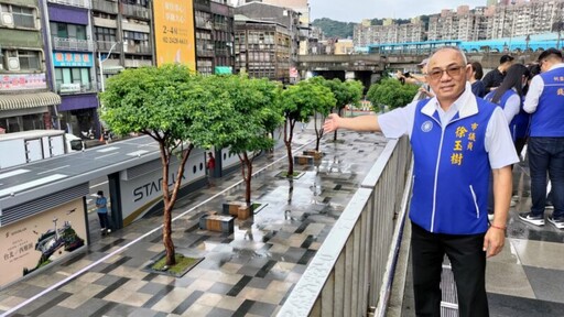 參訪基隆航空候車亭及街舞空間 盼基隆市民挺身支持謝國樑市長