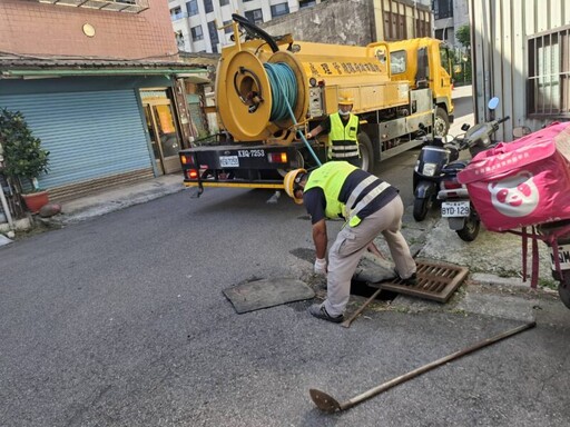 山陀兒颱風可能帶來豪雨 環保局動員加強道路側溝清淤