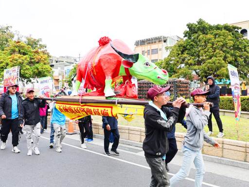 祭天、踩街、擊鼓 臺南府城大東門城迎春禮展現民俗魅力