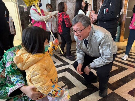 桃市府擴大招募寄養家庭 王明鉅肯定寄養家庭的奉獻與付出