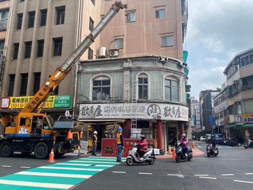 都發局啟動舊城美學再造工作 桃園景福宮周邊街屋立面整修