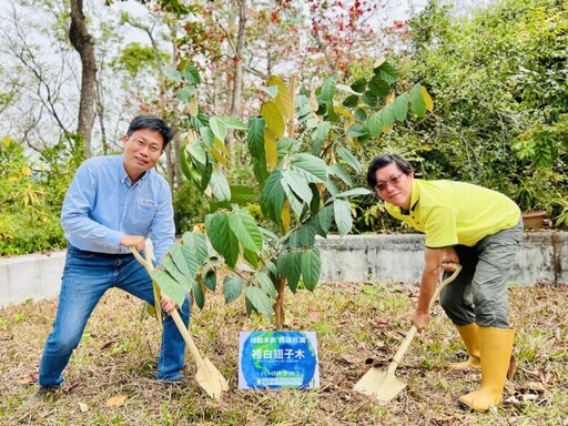 高市觀光局推廣綠色生活 壽山動物園「植」出創意 扎根環境教育