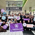 台南應用科大學子 高鐵站青春獻舞旅客驚喜
