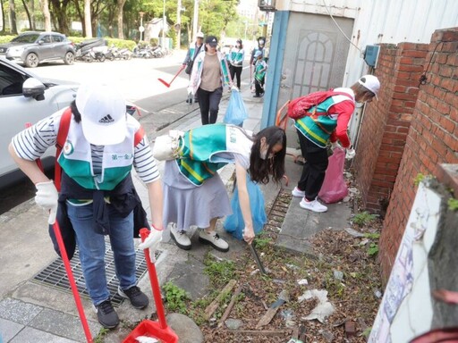 桃園響應世界地球日 逾萬名志工清掃防治登革熱