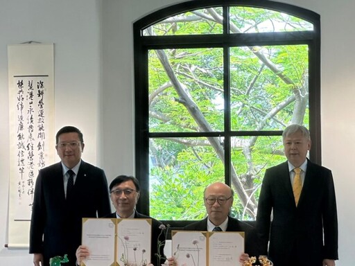 港務公司攜手鴻明船舶簽署高雄港70號碼頭20年長約 展現長期深耕決心