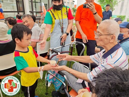 童心「廍」老，共融相伴！中臺科大和賀日照中心攜手幼兒園共譜跨齡情誼