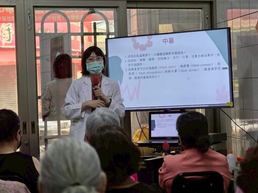 高雄市立岡山醫院推出中醫刮痧紓壓日 長輩健康新選擇