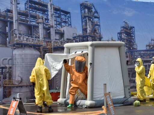 桃高科技實兵防災演練 模擬毒化災害應變機器犬與救災機器人出動