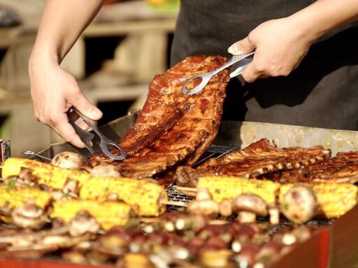 青青集團秋節雙響炮 落羽松BBQ派對與經典月餅同步登場