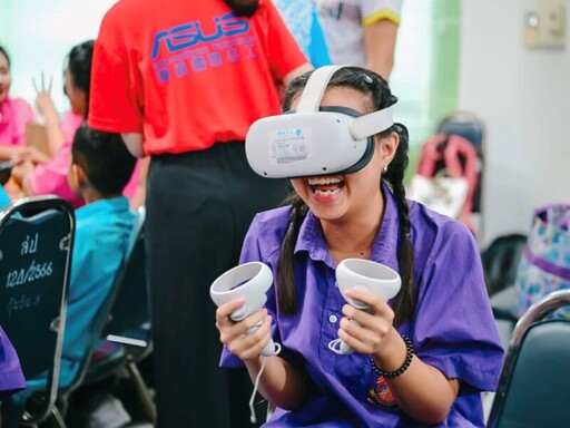 中原大學資管系AI與VR課程發揮影響 深耕泰國坤敬九年成果豐碩