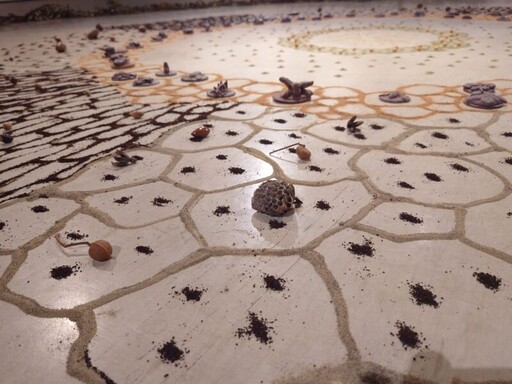 以泥土與植物作畫—吳玳瑩《歸》鄉，攜手太平學童實踐永續藝術