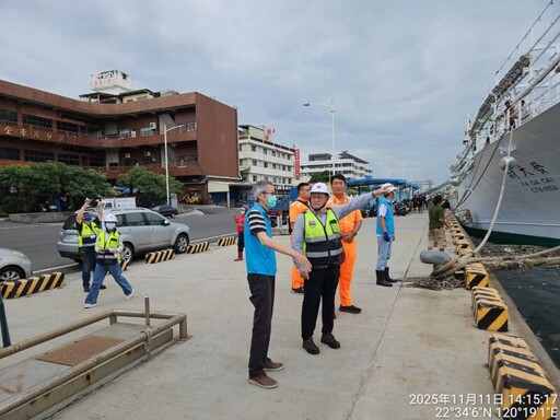 鳳凰颱風侵襲 高雄港務分公司聯合海洋局強化漁港防護