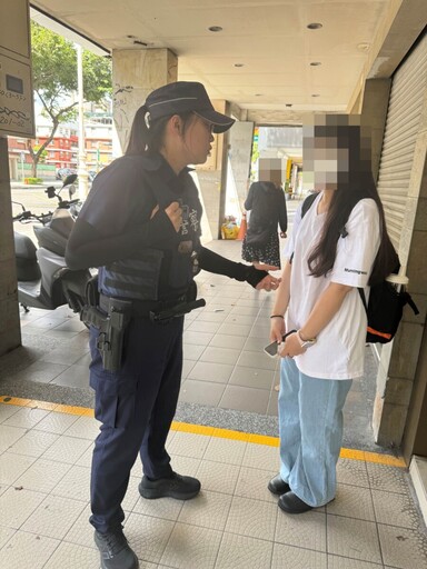 苓雅警及時攔截 女驚覺網路交友遭詐騙