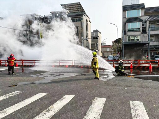 縣治特區瓦斯管線火警消防局迅速撲滅