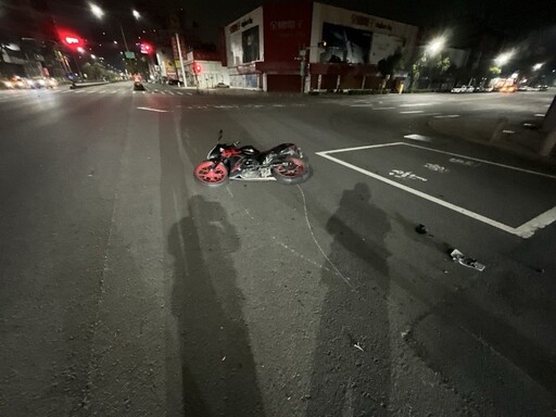 三民區交通事故 自小客車追撞重機騎士後肇事逃逸